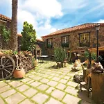 Otel Rural Senderos De Abona 3*
