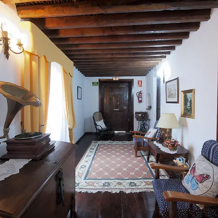 Rural Senderos De Abona 3*