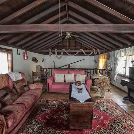 Rural Senderos De Abona 3*